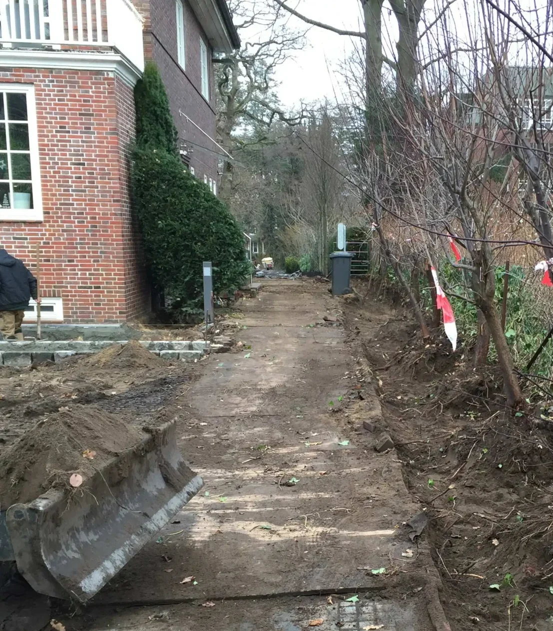Vorgarten vor der Umgestaltung Vorgarten vor der Umgestaltung